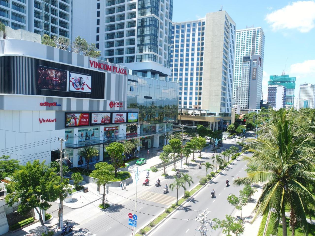 Vinpearl Beachfront Nha Trang Exterior photo